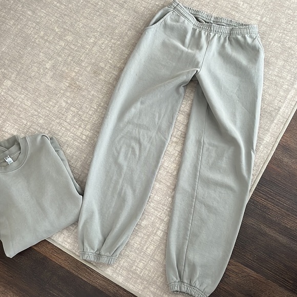 Los Angeles Apparel Matching Set - Picture 9 of 13